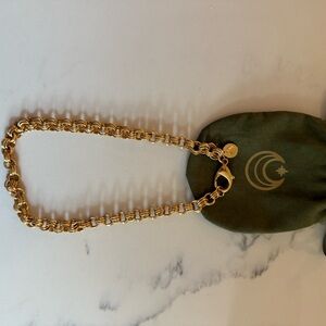 Jane Win Gold Chain Necklace